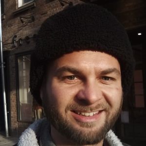 Meet your Posher, Adam